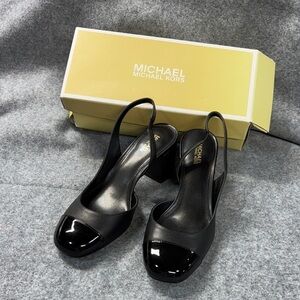 Michael Kors Perla flex Black Patent Slingback kitten Heels shoes 6.5